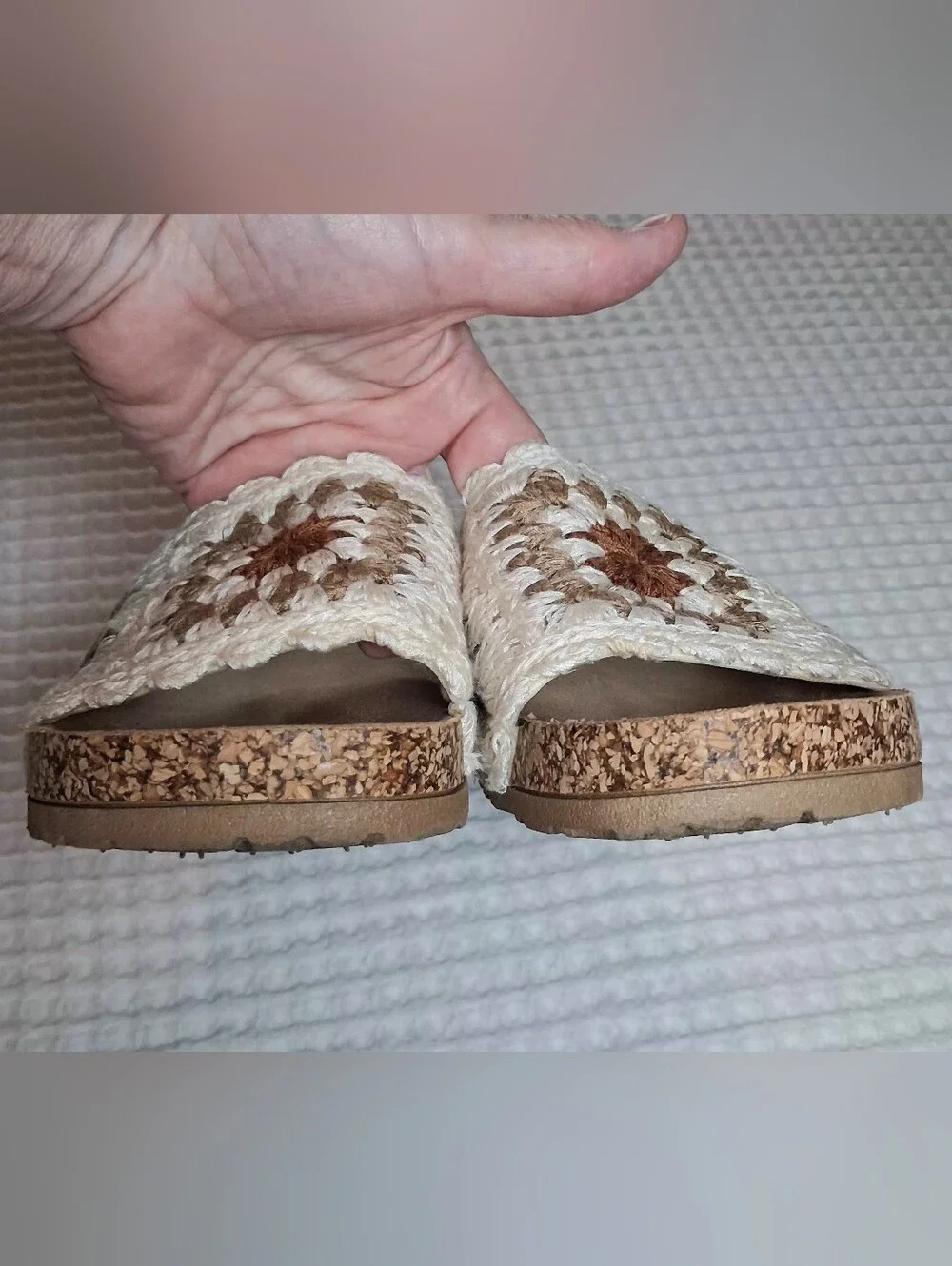 CL By Laundry Womens Crochet/Cork Wedge Slide Size 38/7.5-8 Cream Tan Rust